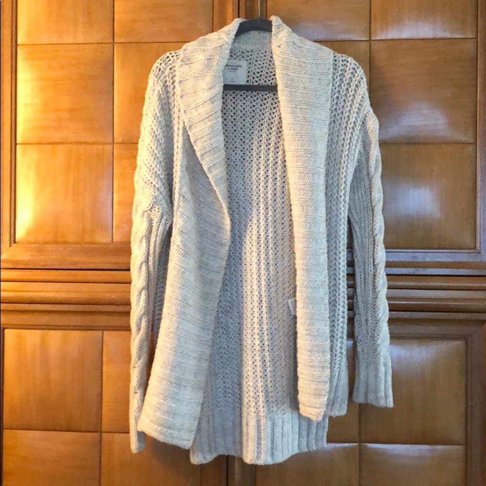 Abercrombie & Fitch Sweater